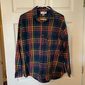 Old Navy Boyfriend flannel shirt. Size Med. great condition.